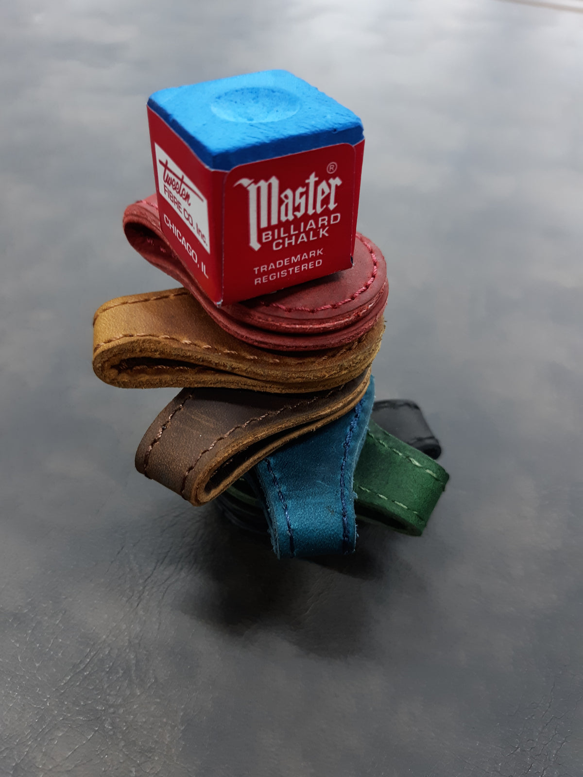 Spire Latch Mini Billiard Chalk