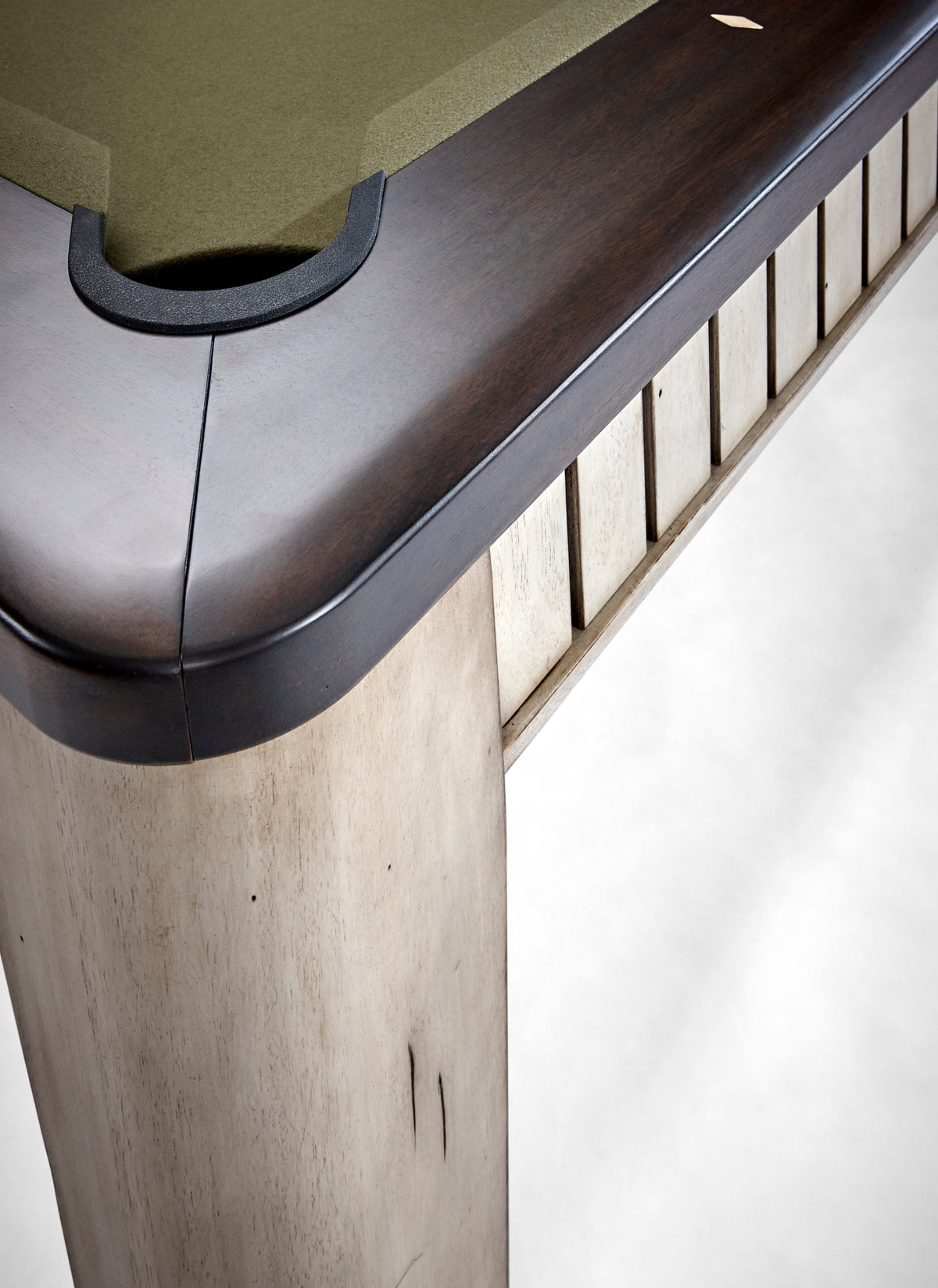 Brunswick The Henderson Billiard Table - view 10