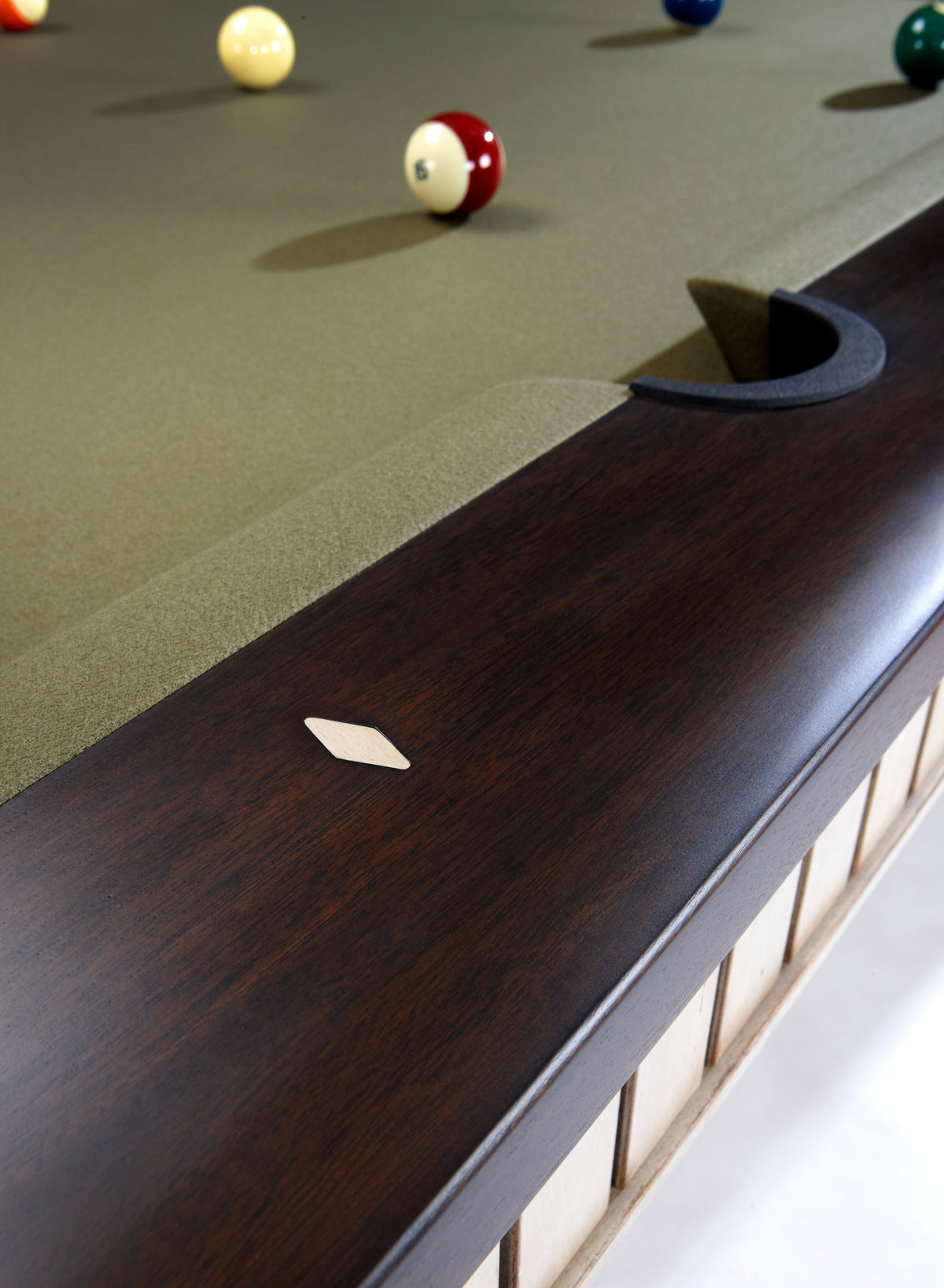 Brunswick The Henderson Billiard Table - view 11