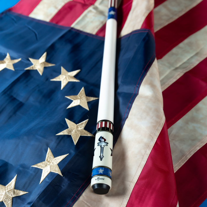 Meucci Liberty Torch Cue