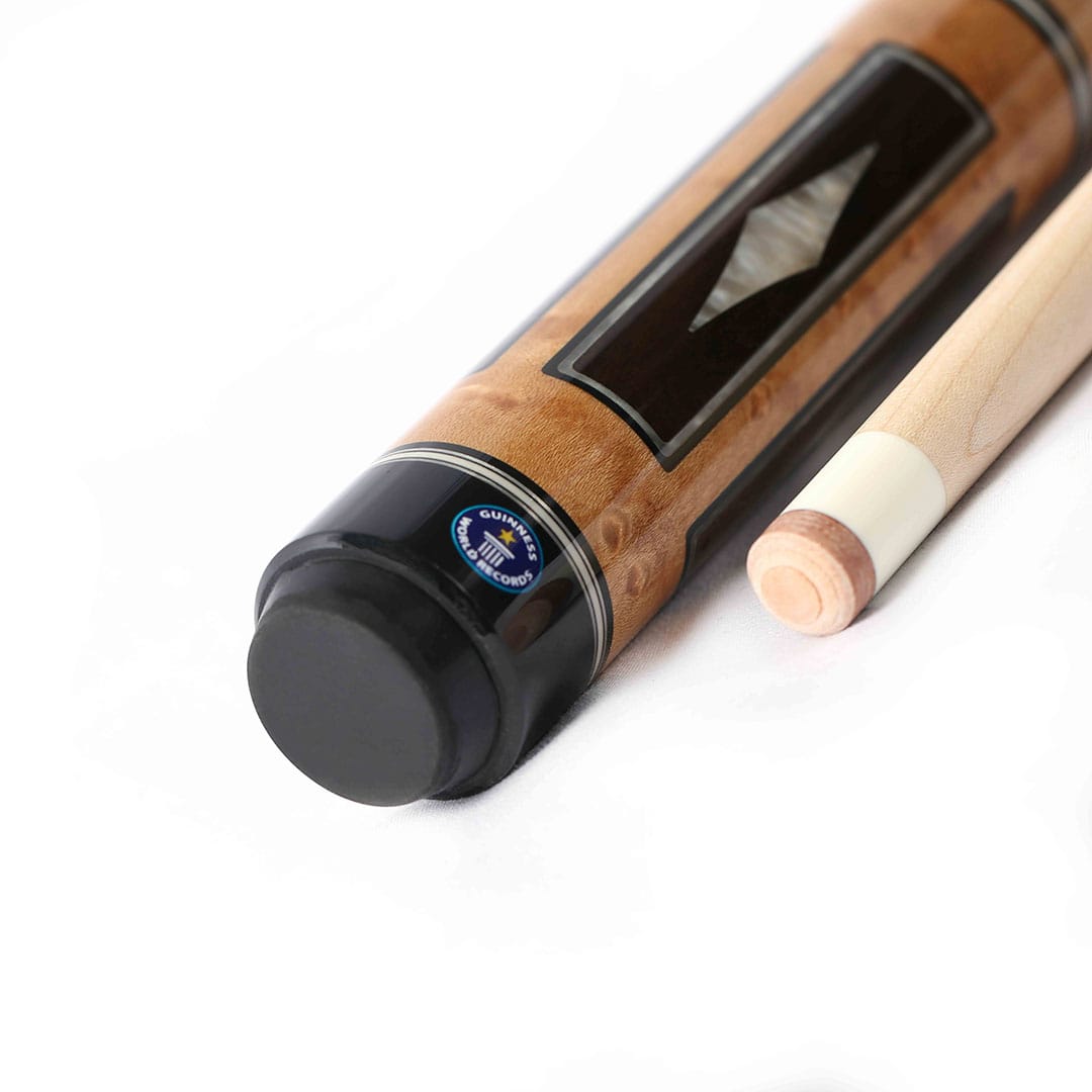 Pearson World Record Limited Edition Cue 3 - image 4